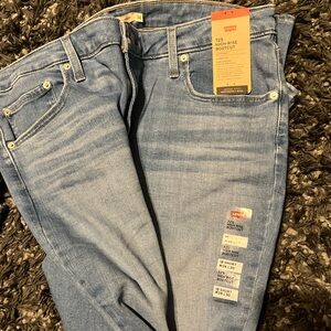 Levi’s 725 women 18